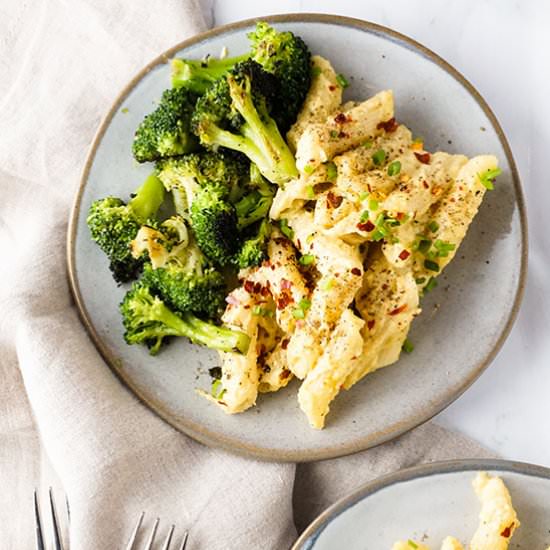 Vegan Creamy Garlic Pasta