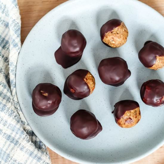 Snickers Energy Balls