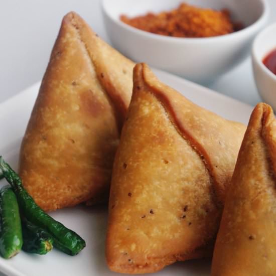 Khasta punjabi samosa