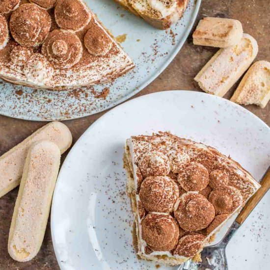 Tiramisu Cake