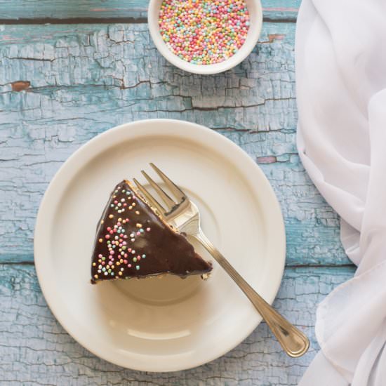 Lemon and chocolate cake