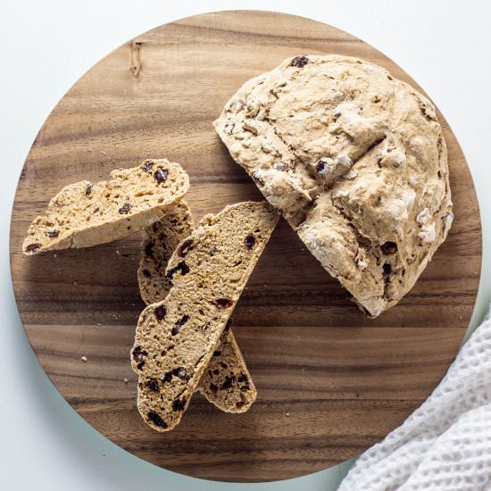 cinnamon raisin soda bread