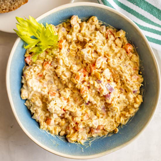 Smashed chickpea salad