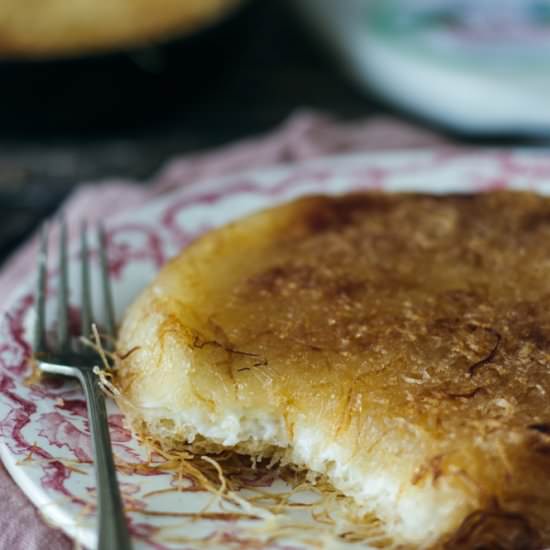 Kanafeh with goat cheese Mastelo