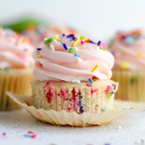 homemade funfetti cupcakes