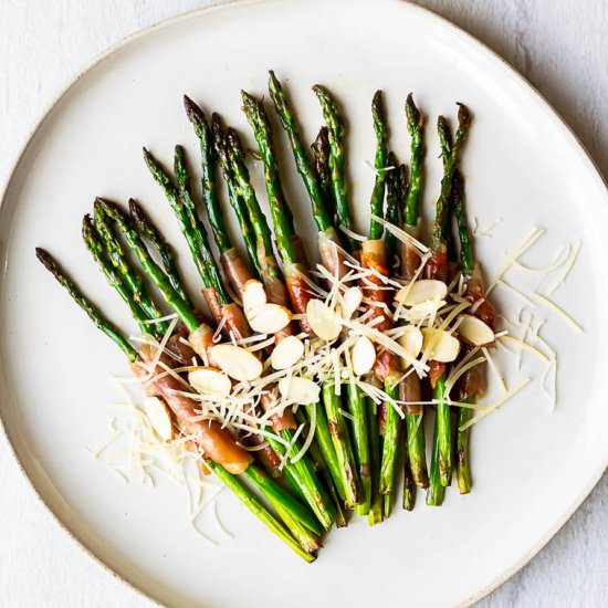 Prosciutto Wrapped Asparagus