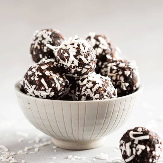 Chocolate Coconut Energy Balls