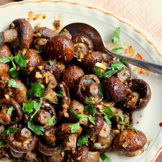 Garlic Balsamic Roasted Mushrooms