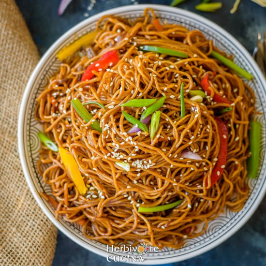 Vegetarian Teriyaki Noodles