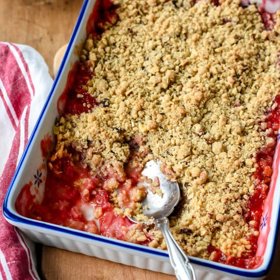 Strawberry Rhubarb Crisp