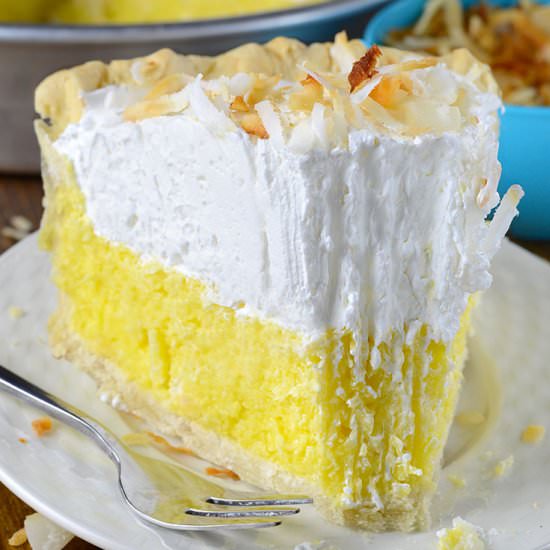 Old Fashioned Coconut Cream Pie