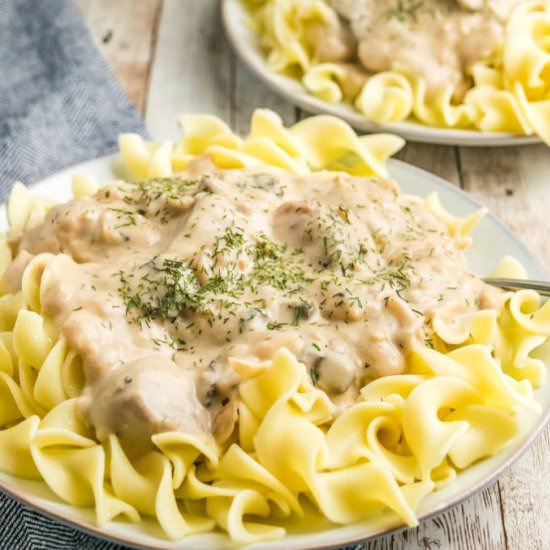 Slow Cooker Beef Stroganoff