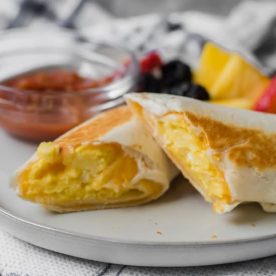 Easy Cheesy Breakfast Burritos