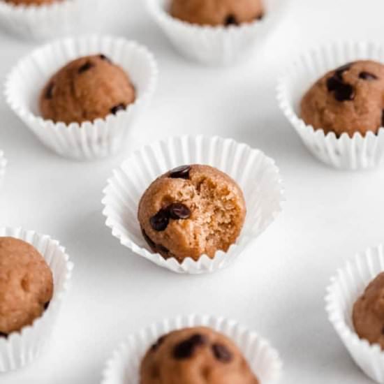 Chocolate Chip Cookie Dough Balls