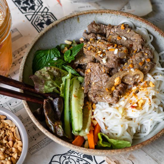 Vietnamese Beef Noodle Salad