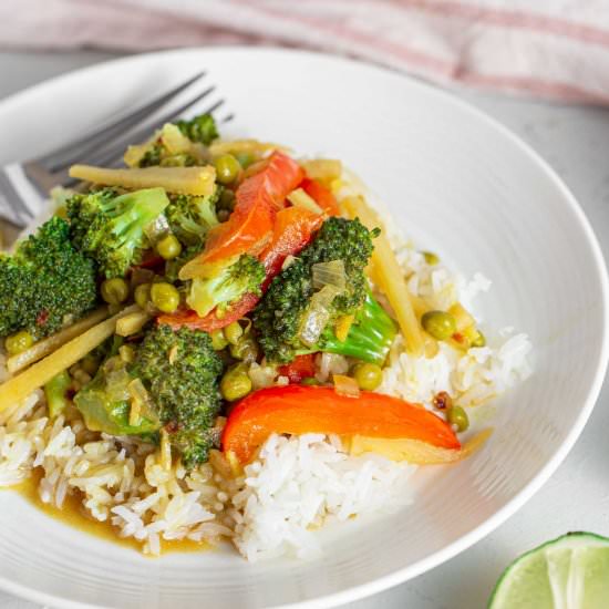Easy Veggie Green Curry