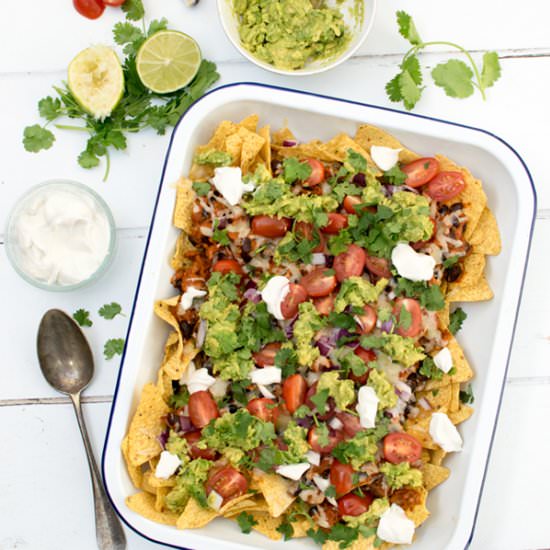 Loaded BBQ Jackfruit Nachos [vegan]