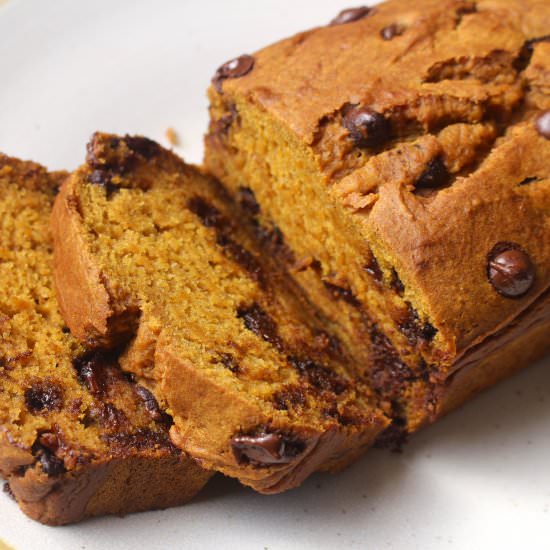 Vegan Chocolate Chip Pumpkin Bread