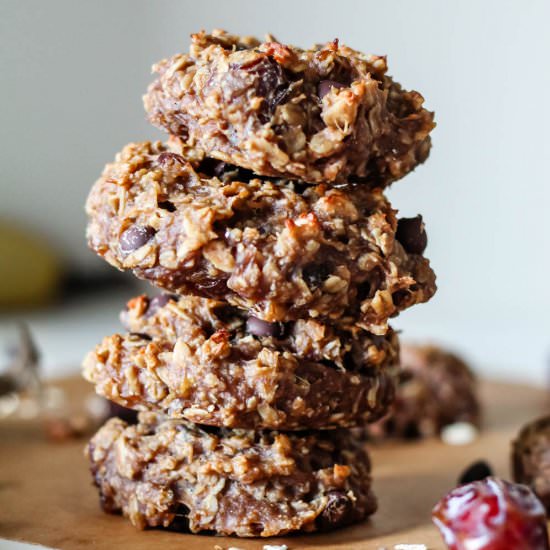 Vegan PB Banana Power Cookies