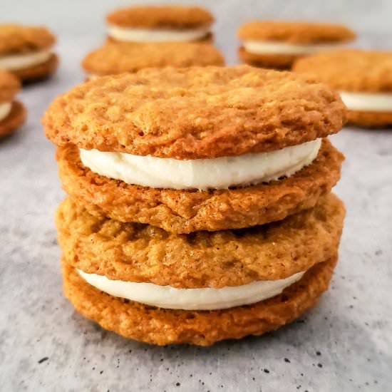 Homemade Oatmeal Creme Pies