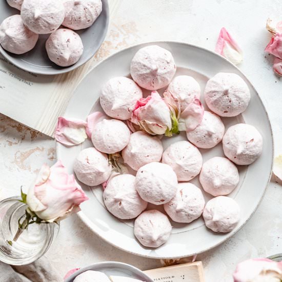 Vegan Meringue Cookies