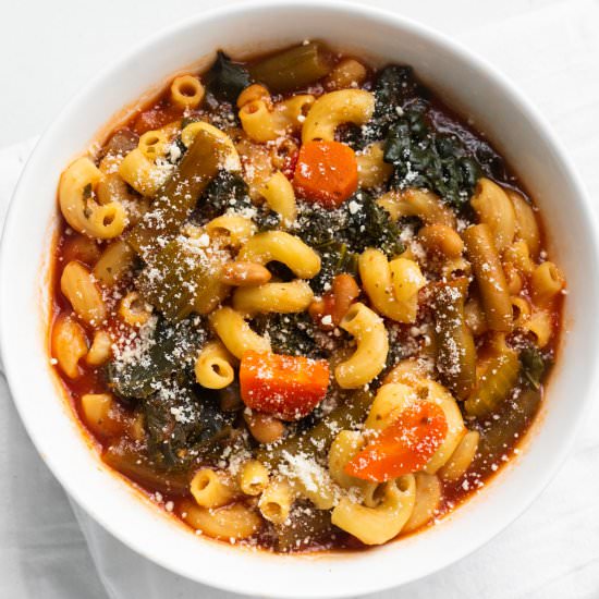 Slow Cooker Minestrone Soup