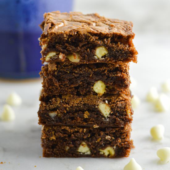 White Chocolate Macadamia Nut Brown
