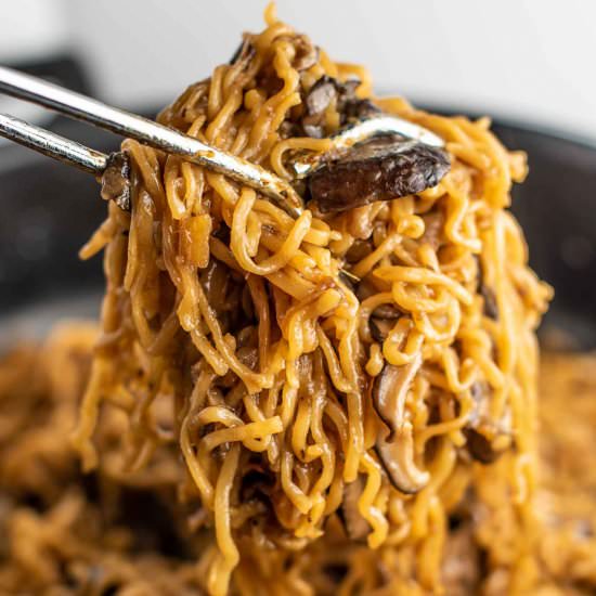 Asian Mushroom Ramen Noodles
