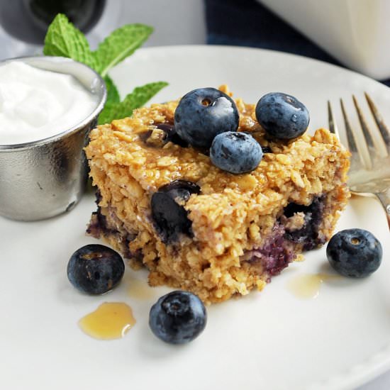 Easy Blueberry Baked Oatmeal