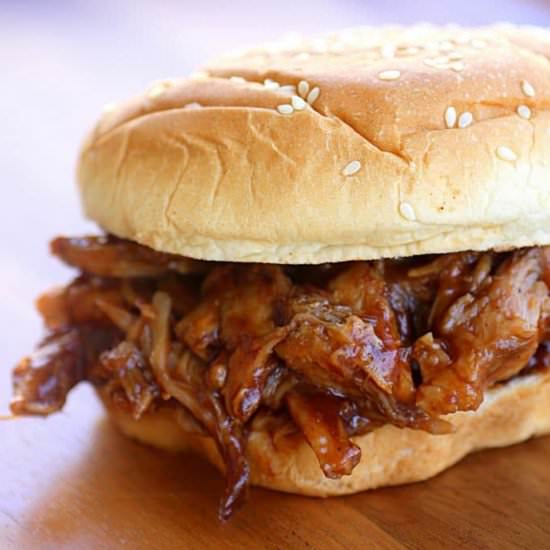 Root Beer Pulled Pork Sandwiches