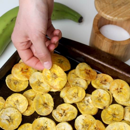 Easy Baked Plantain Chips