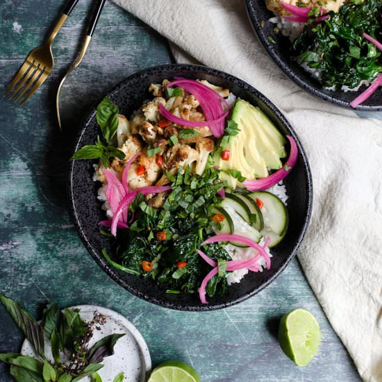 Cauliflower larb bowls