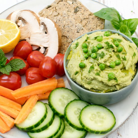 Minty Pea Hummus [vegan]