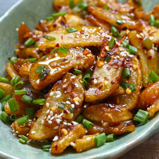 Crispy Honey Chilli Potatoes