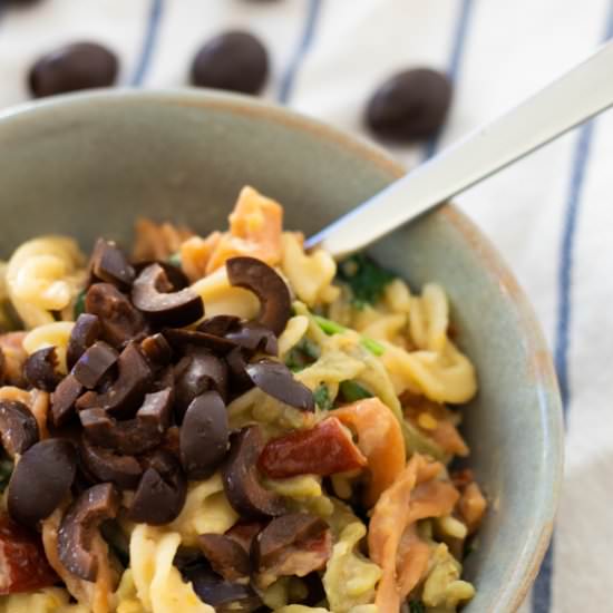 One Pot Vegan Hummus Pasta