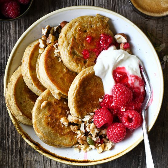 Easy fluffy oatmeal pancakes