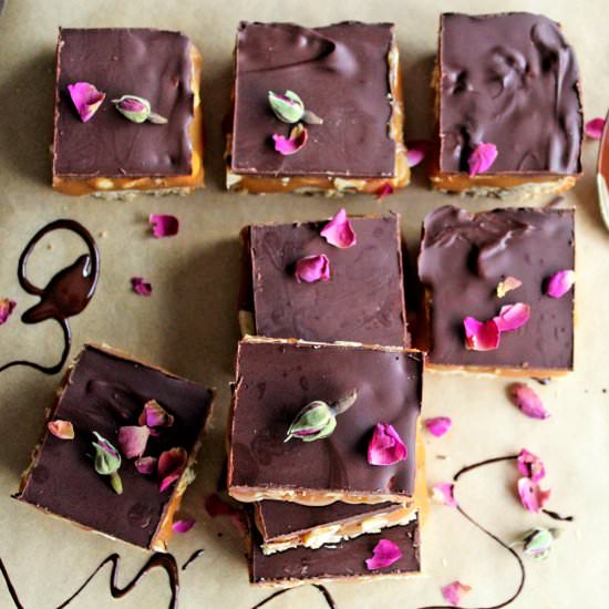 Salted Peanut Caramel Bars