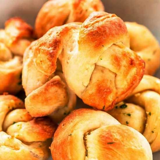 Garlic knots