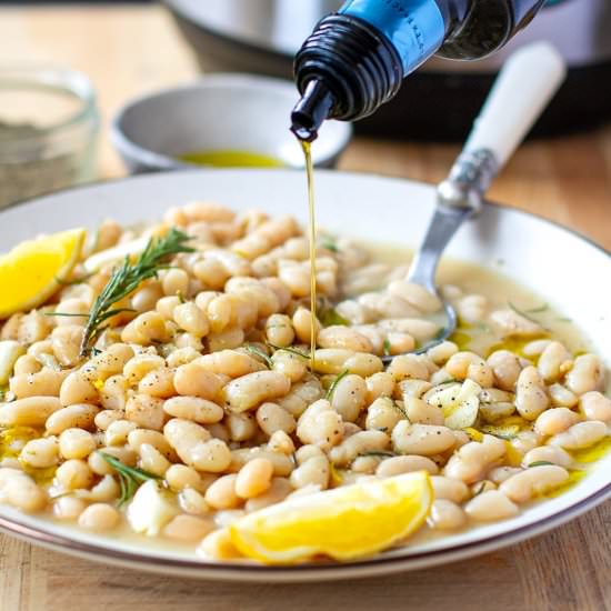 White Beans With Rosemary & Garlic