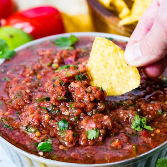 5 Minute Restaurant Style Salsa