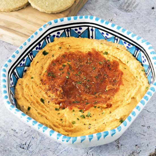 Harissa hummus