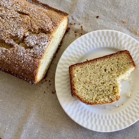 Earl Grey Pound Cake