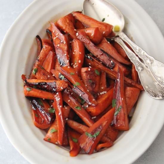 Roasted Maple-Glazed Carrots