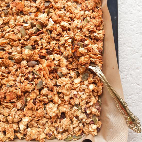 Vegan Peanut Butter Granola