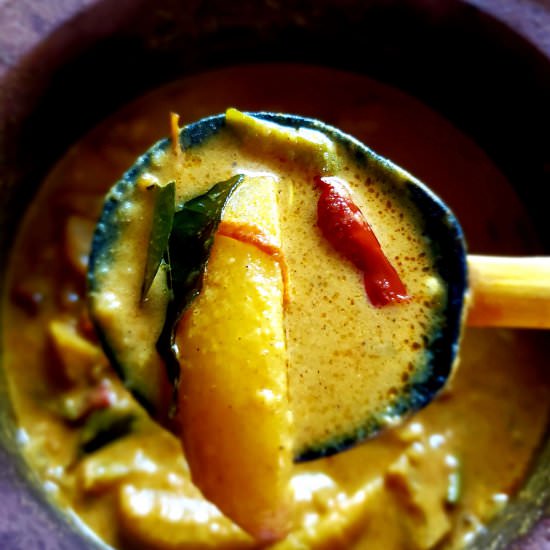 Sri Lankan spicy potato curry