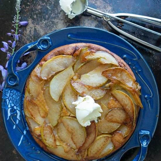 Upside Down Pear Dutch Baby GF