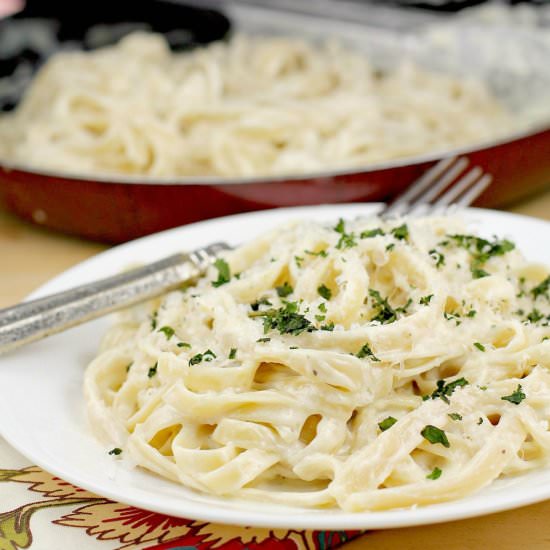 Fettuccine Alfredo