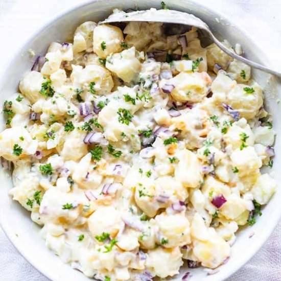 Creamy potato salad