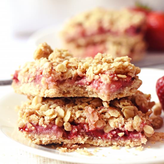 Strawberry Vanilla Oat Bars