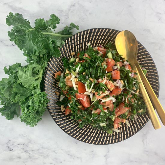 KALE CHOPPED SALAD WITH SUMMER VEG